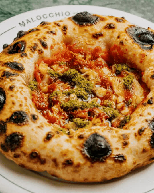 handpicked crab pizzetta at Malocchio